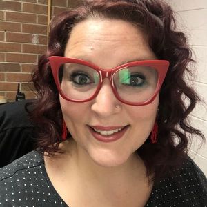 Meet your Posher, Carrie